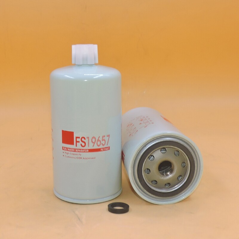 thumbnail image 2 of Donaldson P550847 Fuel Filter Water Separator - Spin-On Twist & Drain - Replaces FS19683 175-2949 2 of 6