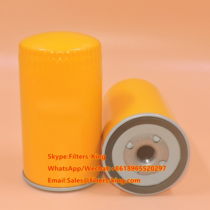 Oil Filter 320/B4420 320B4420 B7350 P502465 LF17556 W950/38 Engine